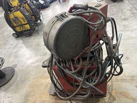 Lincoln Electric Mig Welder - picture1' - Click to enlarge