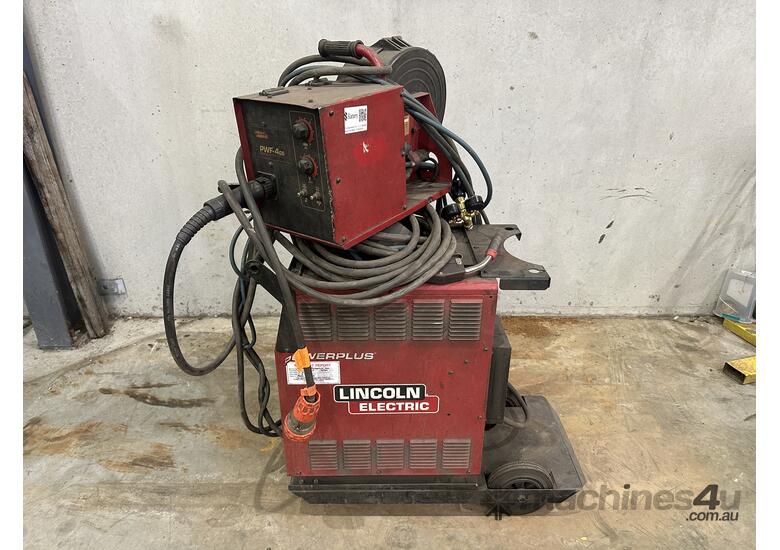 caption Lincoln Electric Mig Welder