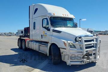 Freightliner   Cascadia Freightliner   Cascadia
