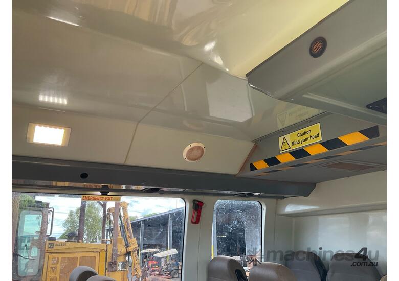 2016 Isuzu NPS 75-155 Bus