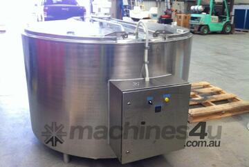 Stainless Steel Heating/mixing tank 2200L with Stirrer