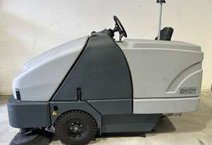 Nilfisk SR1601 LPG rider floor sweeper