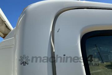 2016 Hino 300 921 Service Body