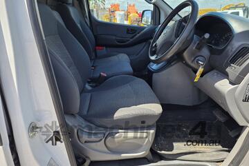 Hyundai 2016   iLoad Diesel