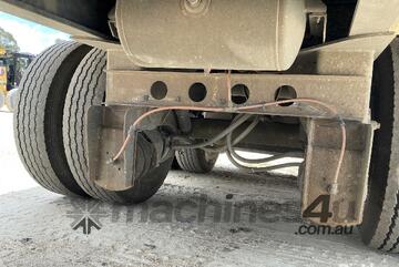 2012 Delarue 3 Axle Dog Tri Axle Tipping Dog Trailer