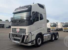 Volvo FH16 Globetrotter - picture1' - Click to enlarge