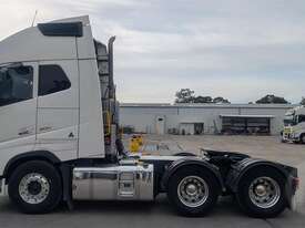 Volvo FH16 Globetrotter - picture2' - Click to enlarge