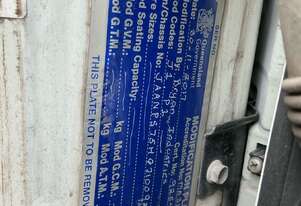 2017 Isuzu NPS 75-155 Service Body