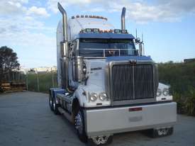 2010 WESTERN STAR 4800FX - picture1' - Click to enlarge