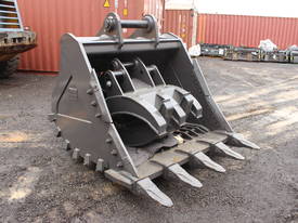 NEW ROCK SORTING BUCKET FOR 30T - picture1' - Click to enlarge