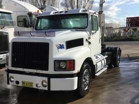 International S3600 Primemover Truck - picture0' - Click to enlarge