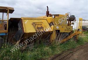 Blaw Knox bk 170 paving machine