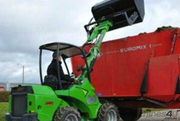 AVANT XL HIGH TIP BUCKET FOR AVANT MINI LOADERS