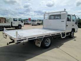Isuzu NPR250 Tray Truck - picture2' - Click to enlarge