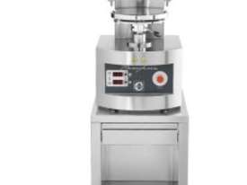 CUPPONE - Hot pizza forming machine - picture0' - Click to enlarge