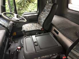 4X4 Tipper/diff lock option  Hino Kestrel Low kms - picture2' - Click to enlarge
