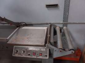 beseler shrink wrapping system machine - picture1' - Click to enlarge