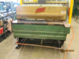 Kleen 1300 x 6mm Hydraulic Swing Beam Guillotine - picture0' - Click to enlarge