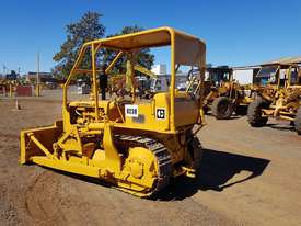 1962 Caterpillar D4C Bulldozer *CONDITIONS APPLY* - picture2' - Click to enlarge
