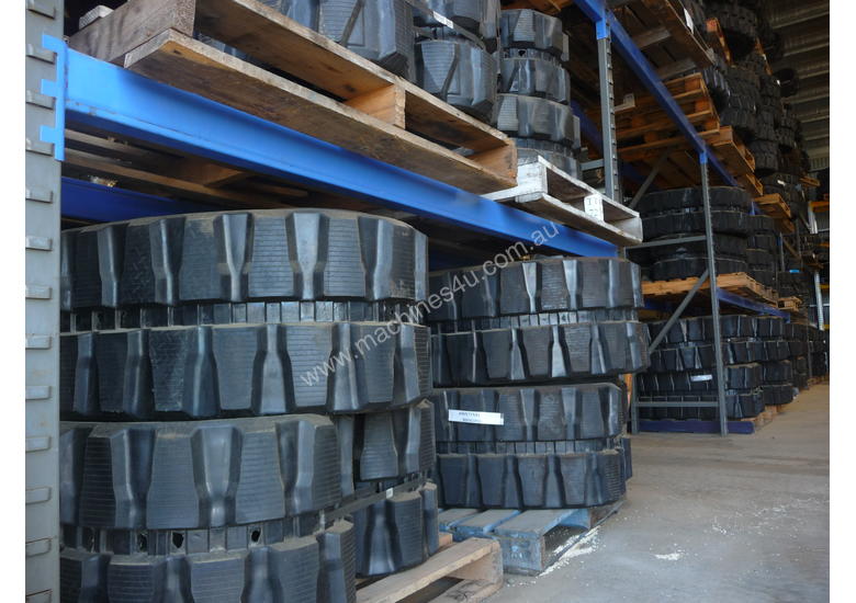 caption Hyundai R15-28,R35,R55,R75 Excavator Rubber Tracks
