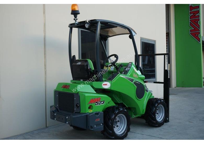 caption Avant 523 Beekeeper Wheel Loader
