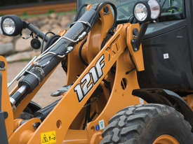 CASE 121F COMPACT WHEEL LOADERS - picture2' - Click to enlarge