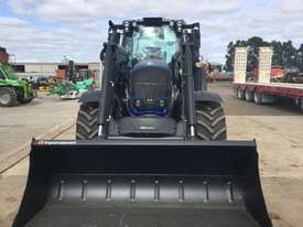 Valtra  N104H FWA/4WD Tractor - picture2' - Click to enlarge