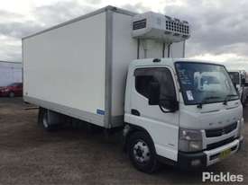 2011 Mitsubishi Canter - picture0' - Click to enlarge