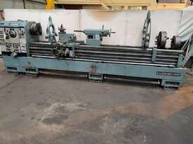 Victor 660 x 3000 Centre Lathe - picture0' - Click to enlarge