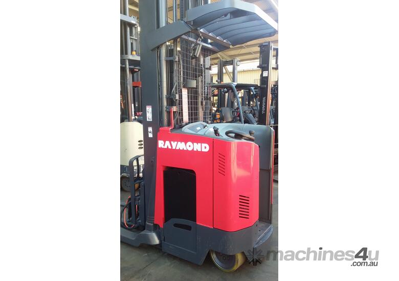 Used raymond DR32TT Reach Trucks in Fairfield, NSW