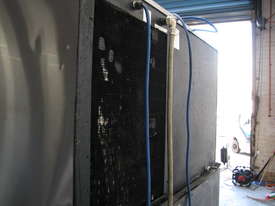 Large Ice Maker Machine - picture2' - Click to enlarge