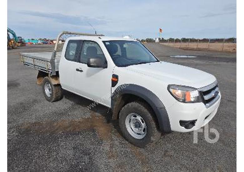 caption FORD RANGER Ute