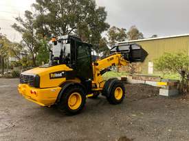 Telescopic Wheel Loader / Tool Carrier  - picture2' - Click to enlarge