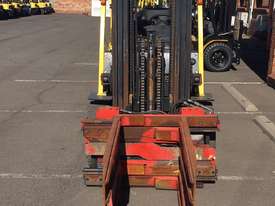 3.0T LPG Counterbalance Forklift  - picture1' - Click to enlarge