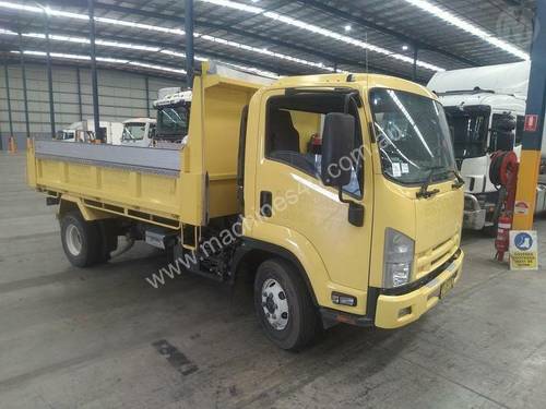 Buy Used Isuzu FRR500 Tipper Trucks in , - Listed on Machines4u