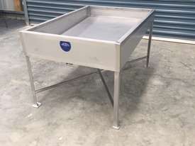 Cheese Draining And Mould Filling Table - picture1' - Click to enlarge