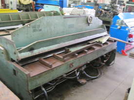 iredale 2450mm x 5mm Hydraulic Guillotine  - picture0' - Click to enlarge
