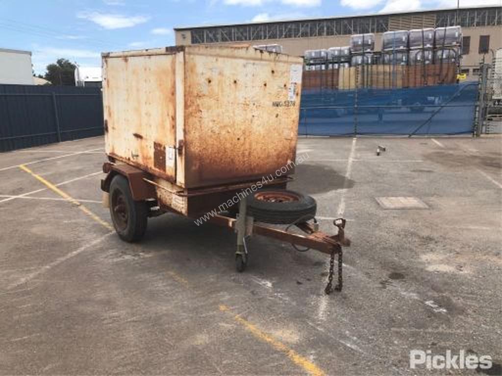 Buy Used Custom Custom Box Trailer Box Trailer in , Listed on Machines4u