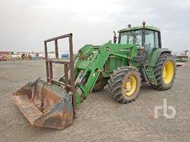 JOHN DEERE 6510 MFWD Tractor - picture0' - Click to enlarge