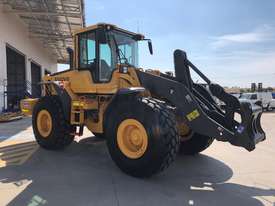 2017 Volvo L120F Wheel Loader - picture1' - Click to enlarge