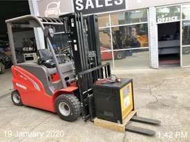 Manitou ME425 Electric forklift - picture0' - Click to enlarge
