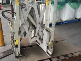 Forklift Slip Sheet Attachment  - picture0' - Click to enlarge