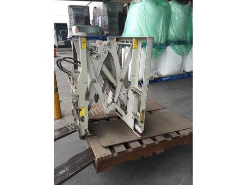 Forklift Slip Sheet Attachment 