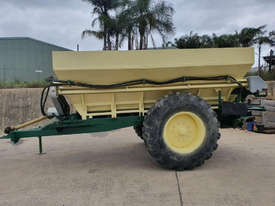 Marshall 880T Fertilizer/Manure Spreader Fertilizer/Slurry Equip - picture0' - Click to enlarge