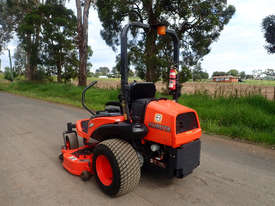 Kubota ZD326 Zero Turn Lawn Equipment - picture2' - Click to enlarge