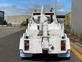 Isuzu NPR400 Tow Truck - picture1' - Click to enlarge