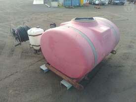 Silvan 900litre - picture2' - Click to enlarge