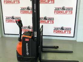 2011 BT SWE120S SN 6189027 WALKIE STACKER PEDESTRIAN FORKLIFT WALK BEHIND 4755MM LIFT HEIGHT  - picture0' - Click to enlarge