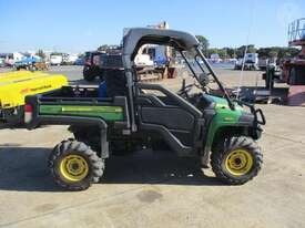 John Deere Gator - picture0' - Click to enlarge