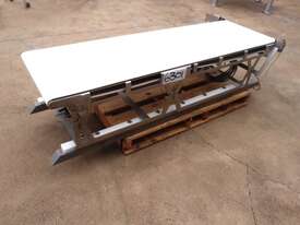 Flat Belt Conveyor, 1670mm L x 520mm W x 400mm H - picture0' - Click to enlarge